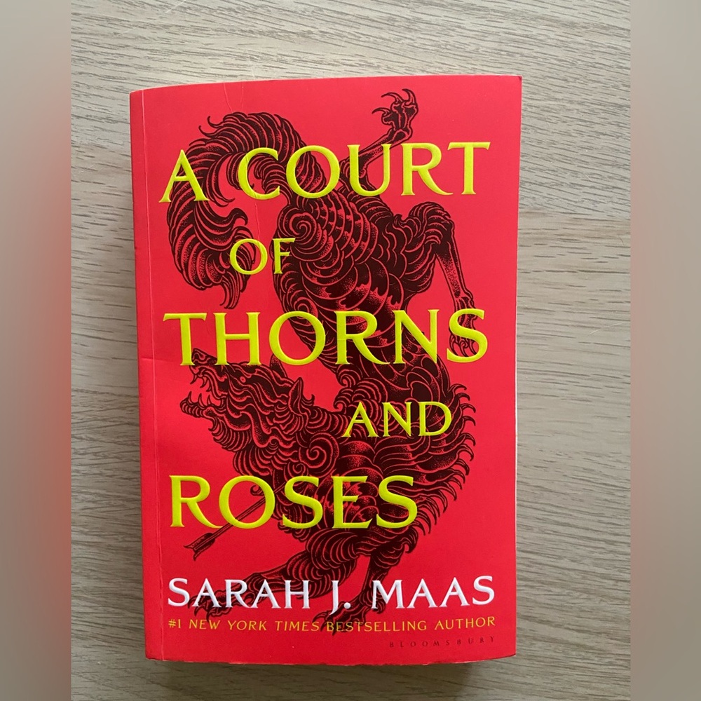 A Court of Thorns and Roses by Sarah J. Maas - Red Cover